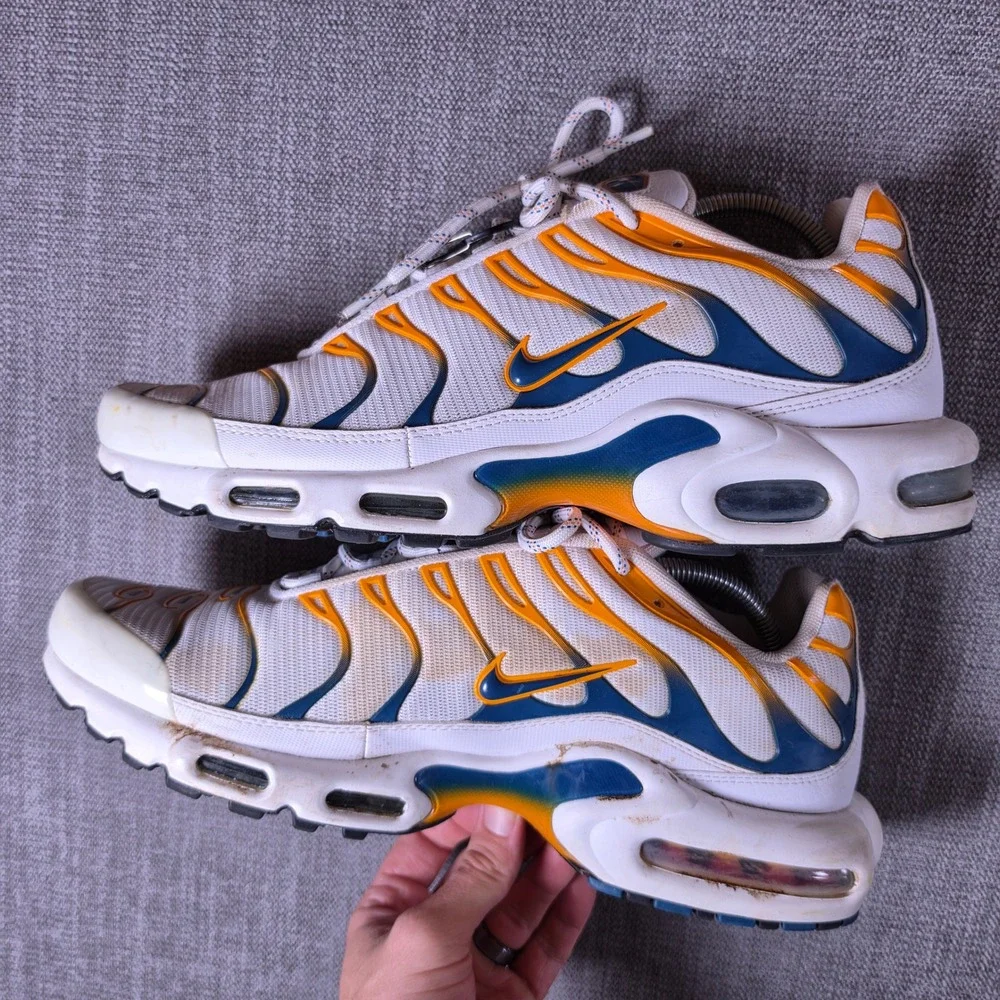 Nike Air Max Plus SE Mens 13 White Orange Blue DV3507-100 Carabiner Sneakers
